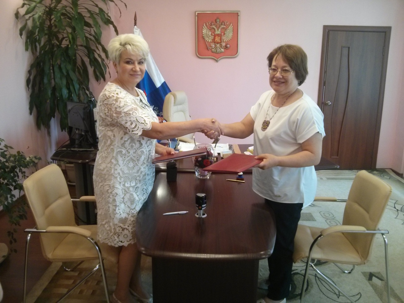 Между Государственной инспекцией труда в РХ и Уполномоченным по правам ребенка в РХ подписано Соглашение.